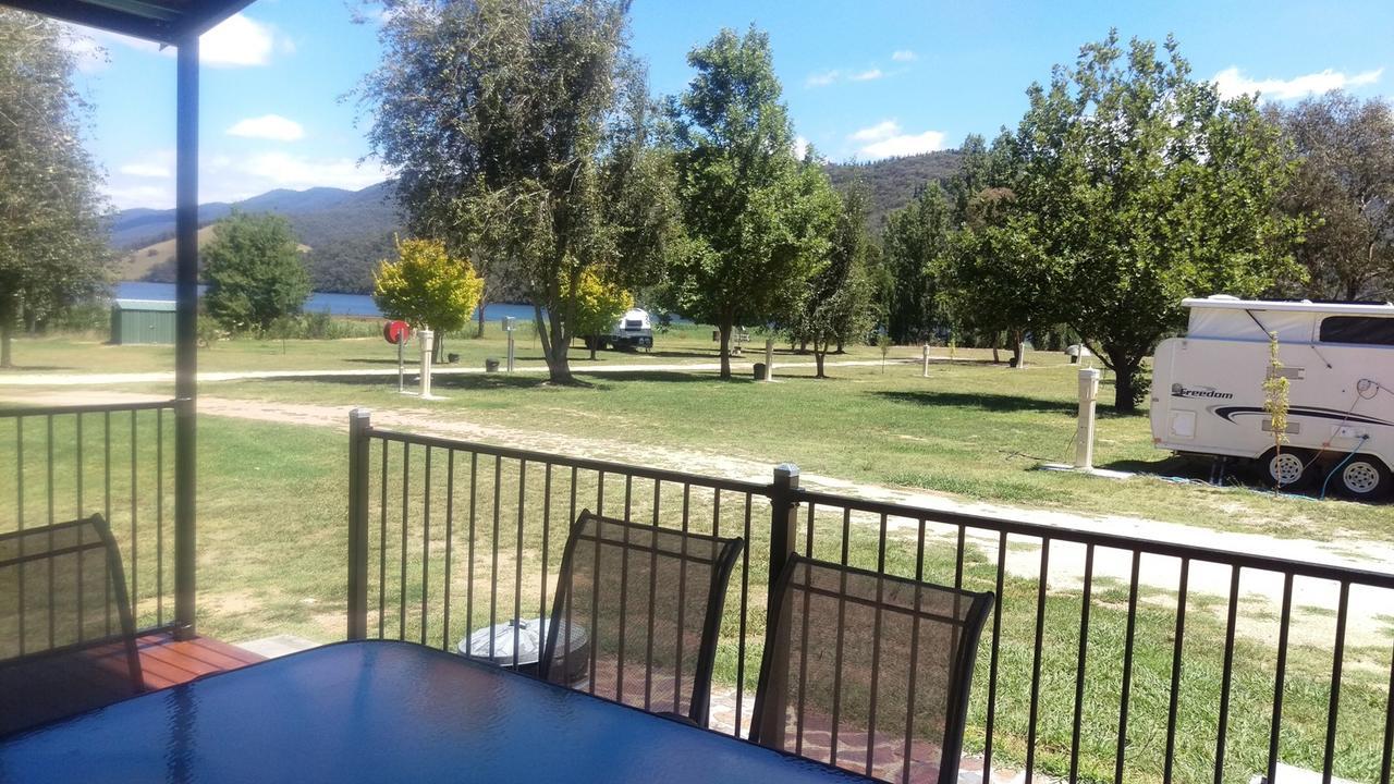 Khancoban Lakeside Caravan Park エクステリア 写真