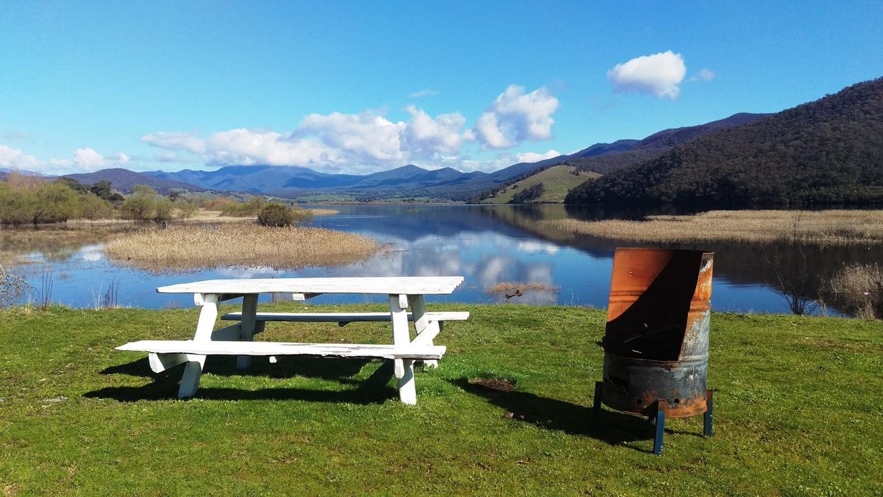 Khancoban Lakeside Caravan Park エクステリア 写真