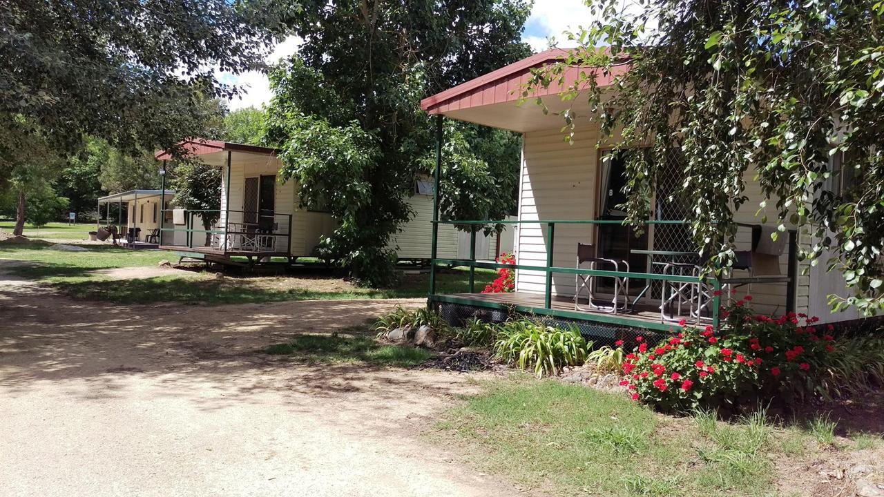 Khancoban Lakeside Caravan Park エクステリア 写真