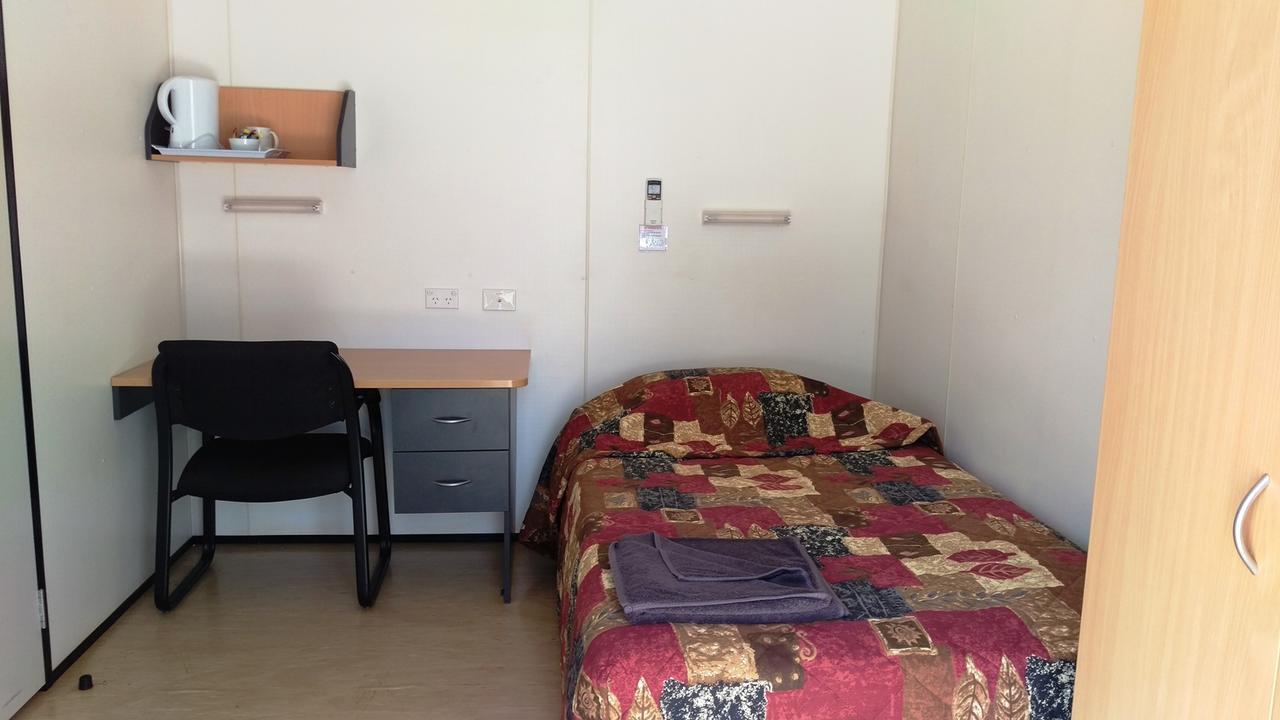 Khancoban Lakeside Caravan Park 部屋 写真